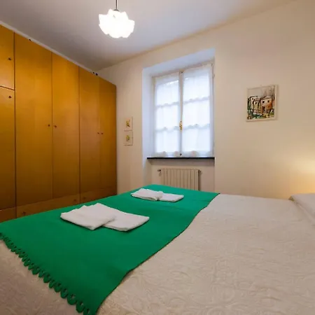Апартаменты Hintown Family Flat In *